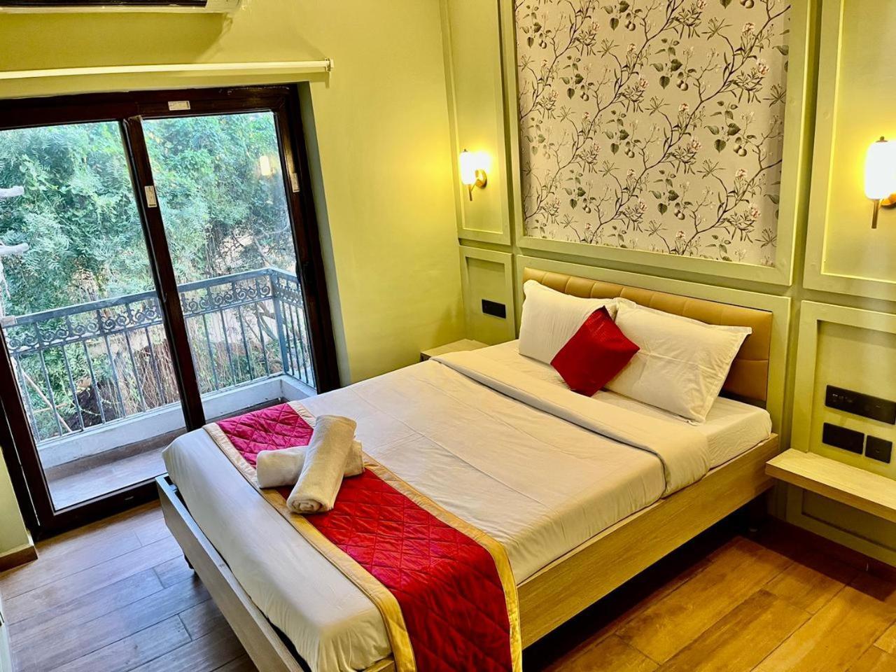 Hotel Castle Manor - Auroville Beach Пудучеррі Екстер'єр фото